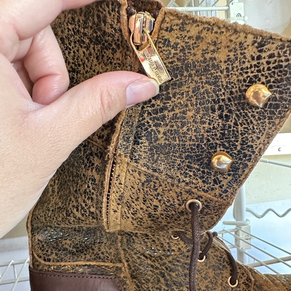 Michael Kors brown leather lace up boots - Picture 2 of 4